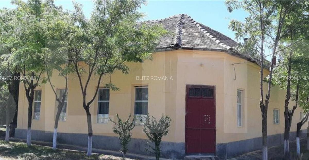 ???? Casa mare de vanzare Checea 220mp - 1