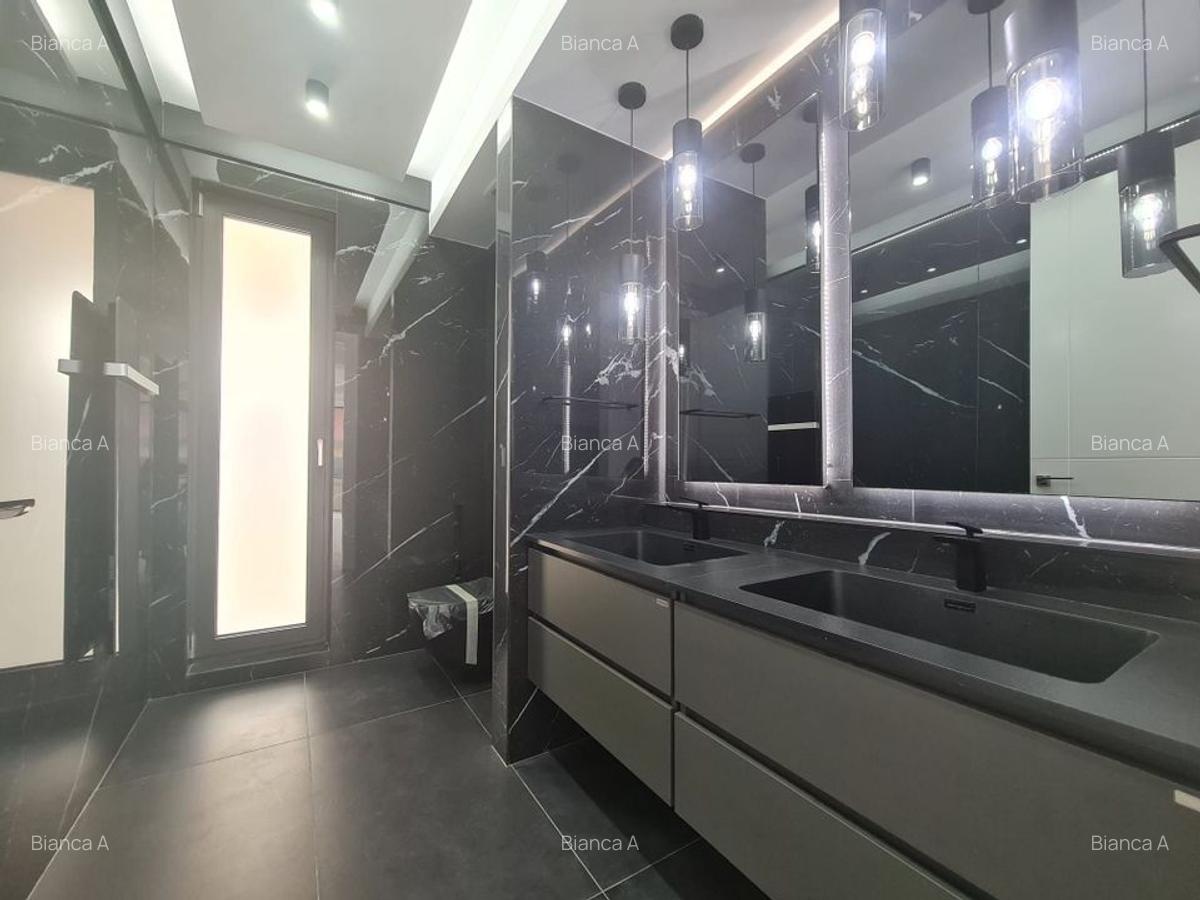 LUX | Casă Individuală | Iancu Nicolae | 10 camere - 10