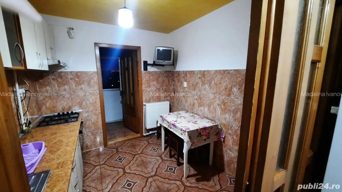 Inchiriez apartament 2 camere - 5