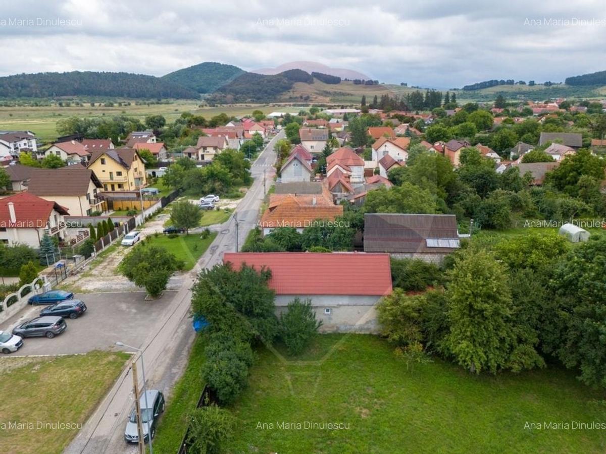 Casa individuala, curte si beci, zona centrala, Sanpetru! - 15