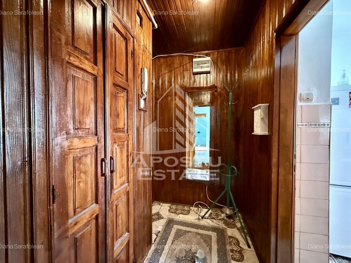 Apartament 2 camere, boxa in curte, centrala proprie, zona centrala - 7