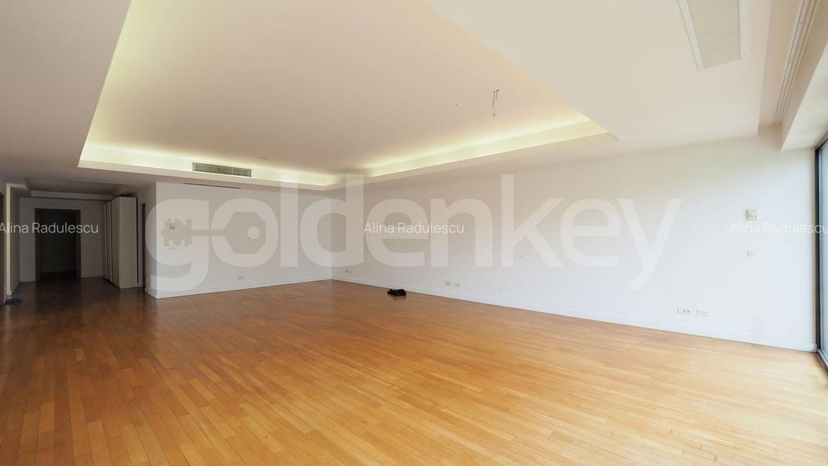 Apartament cu 4 camere decomandat în Șoseaua Nordului - 4