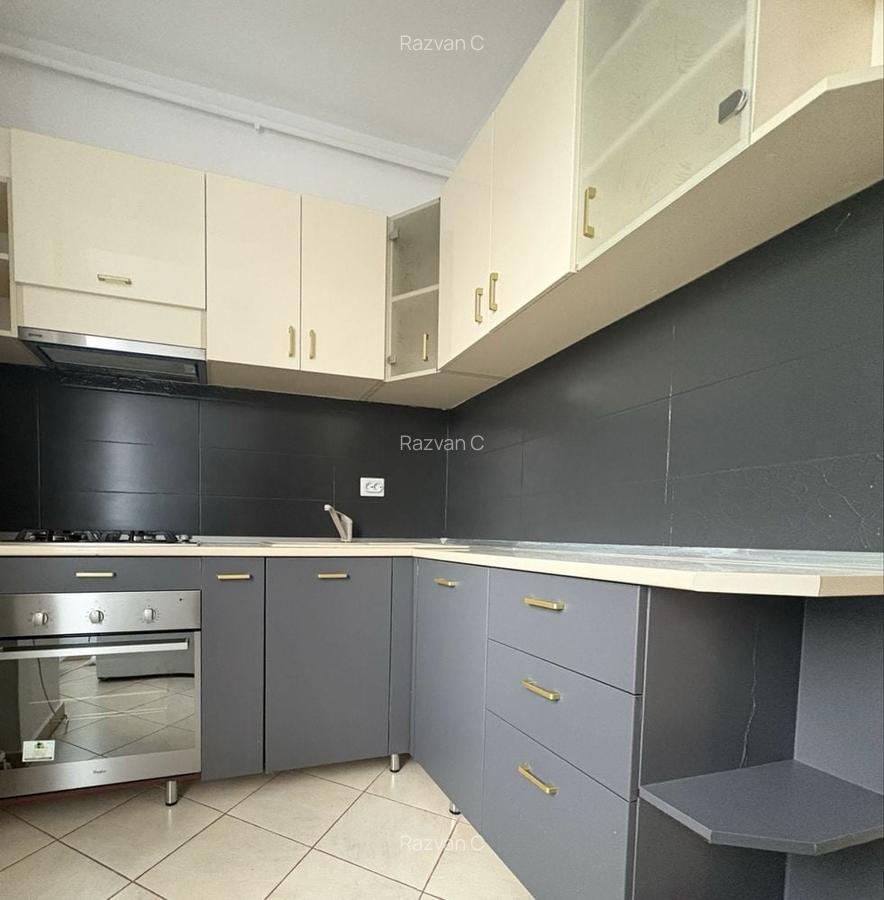 Inchiriere 2 camere Modern Parc Bazilescu Bucurestii Noi  590 euro - 5