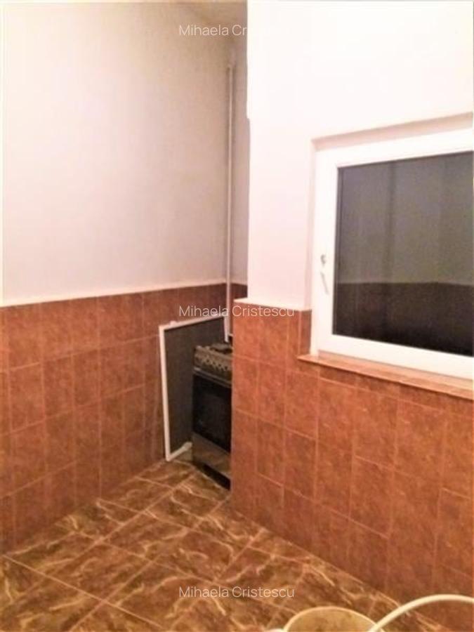 Apartament cu 3 camere circular în 13 Septembrie - 11