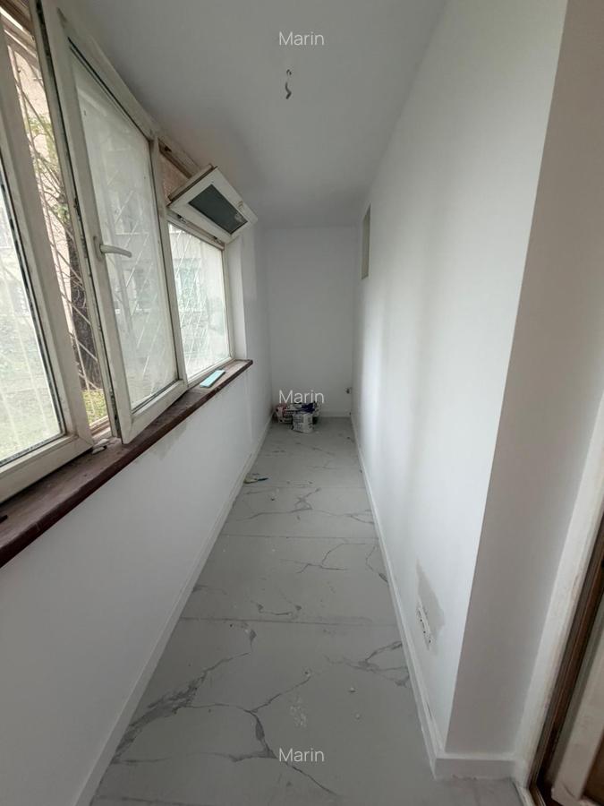 Titan, Al. Barajul Dunarii,  metrou 10 min - 12