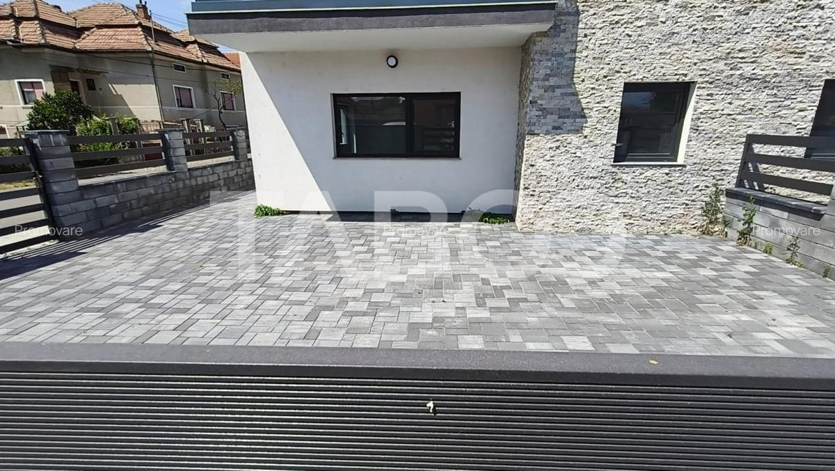 Apartament de vanzare cu 2 camere si curte proprie in bloc nou - 10