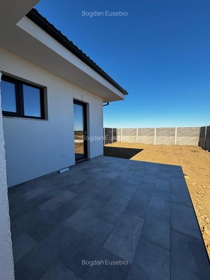 De vanzare 1/2 duplex in Mosnita Noua - 13 De vanzare 1/2 duplex in Mosnita Noua - 13