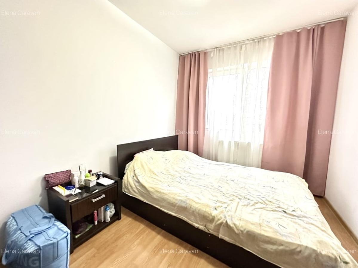 Comision 0% - Apartament spatios, 3 camere, etajul 3 - zona Cetatii - 4