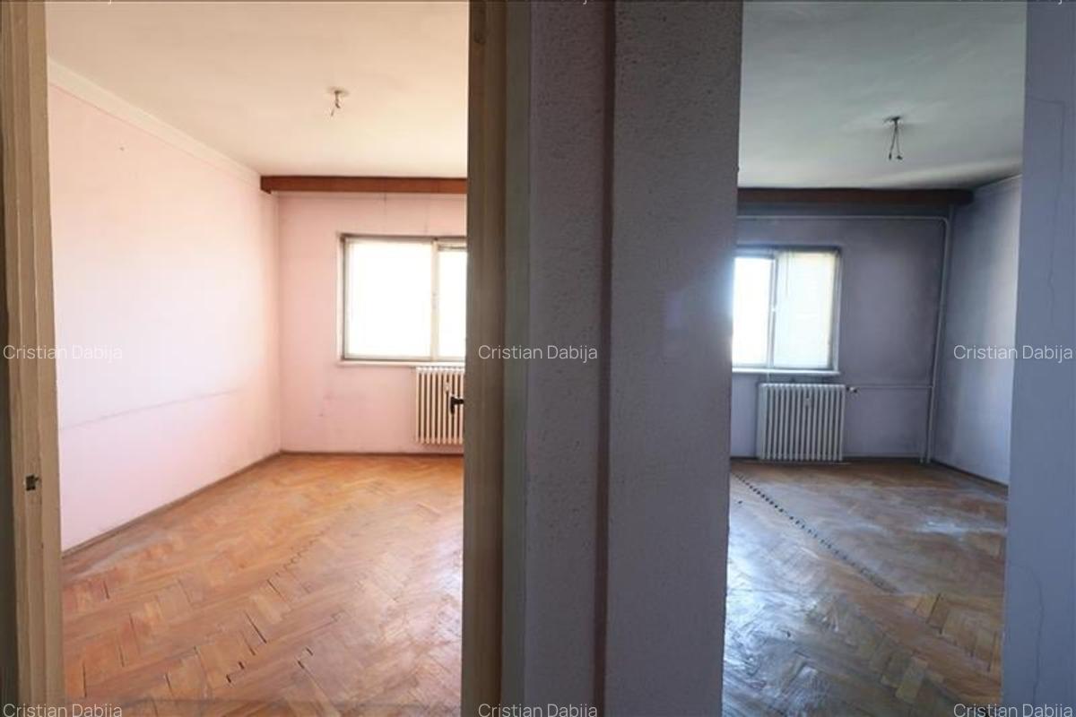 Apartament cu 3 camere, 2 bai, UMF CENTRU, decomandat, bloc din 1980 - 7