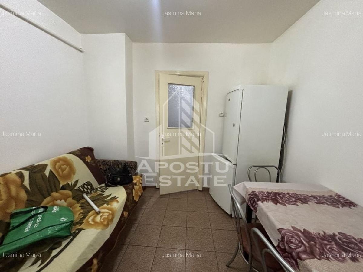 Apartament cu 2 camere decomandat în Soarelui - 5