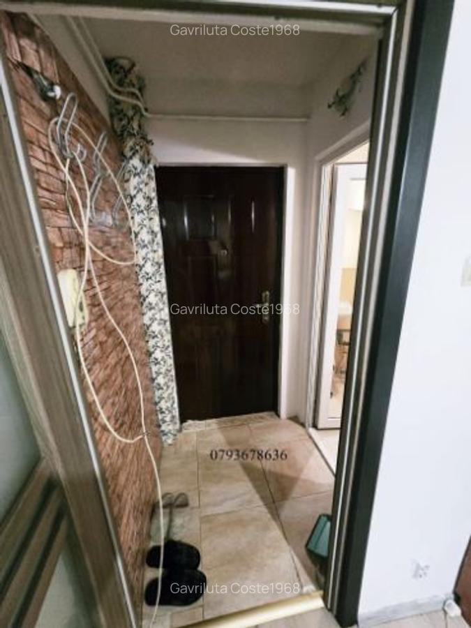 Garsoniera fix langa intrarea Palas - KFC - ocazie - doar 200 euro - poze reale - Urgent !!!  2, mob - 6