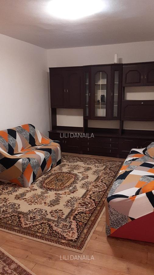 Inchiriez apartament 2 camere - 1