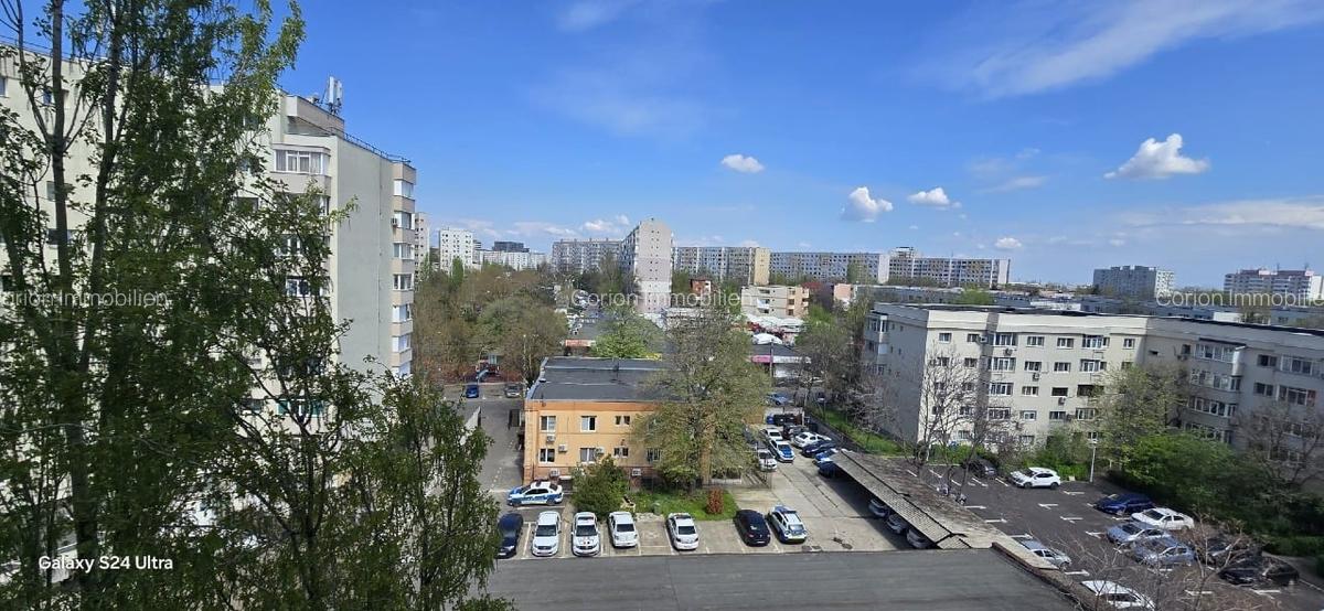 Apartament cu 3 camere decomandat în 1 Decembrie 1918 - 2