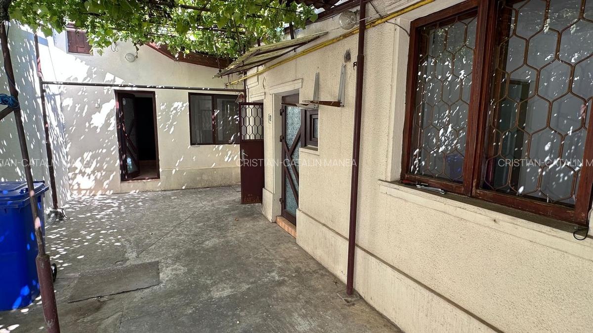 Casă de închiriat în zona Faleza Nord - 2