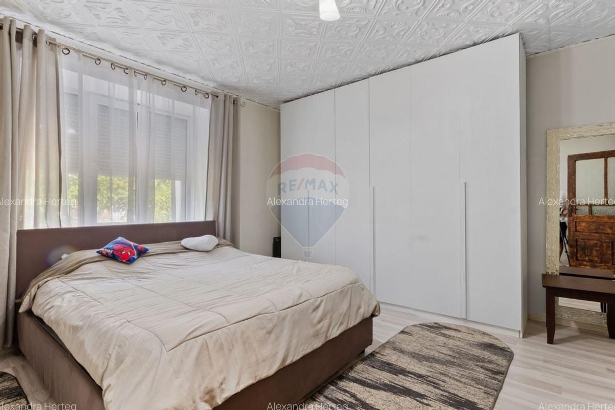 Casa de vanzare cu 4 camere- Nadab, oras Chisineu-Cris, judetul Arad. - 2