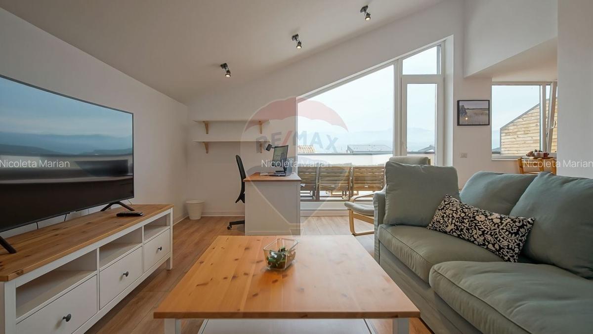 Apartament cu terasa panoramica de inchiriat Uno Brasov - 1