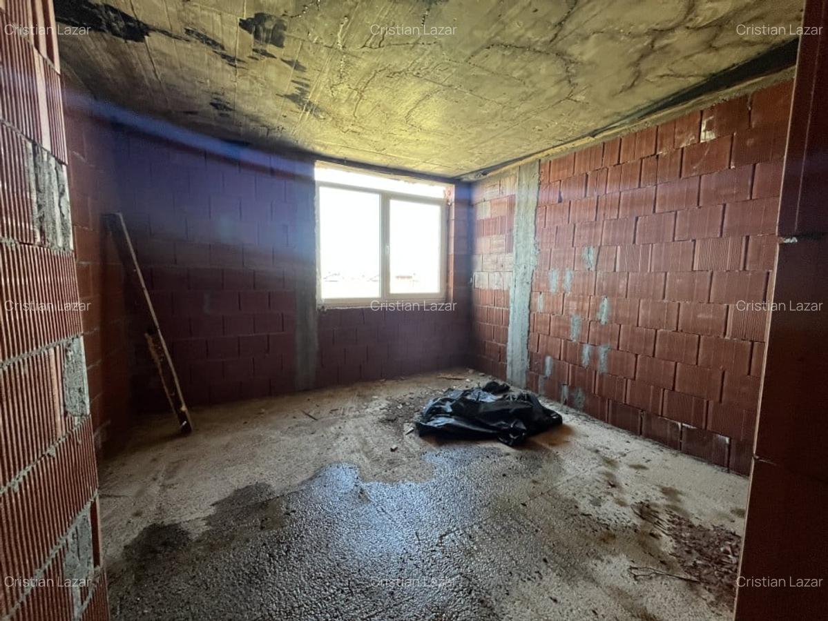 Casa la rosu in Santandrei - cu acces rapid spre Oradea - 11