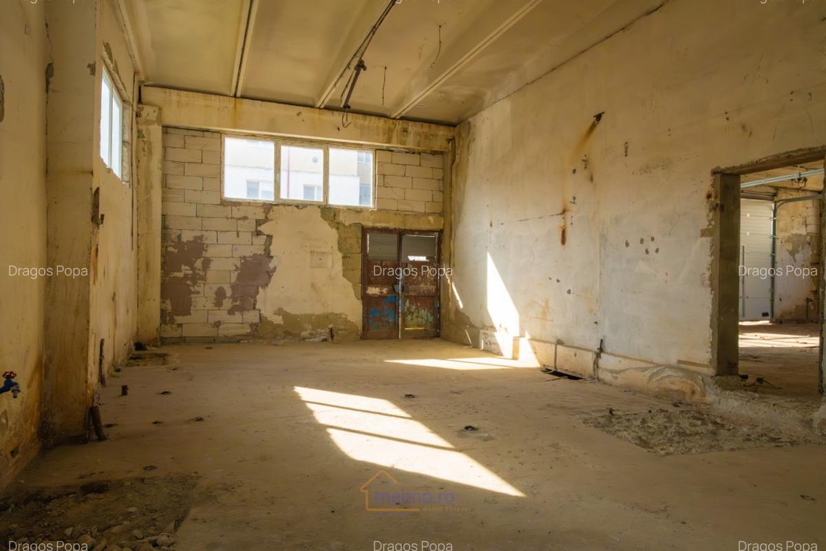 Hala de 307 mp - pozitie strategica intre Gara si Școala Nr. 2 - 11