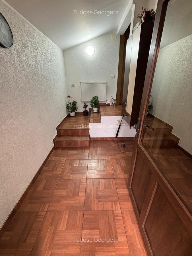 Casă cu 4 camere în Central - 14
