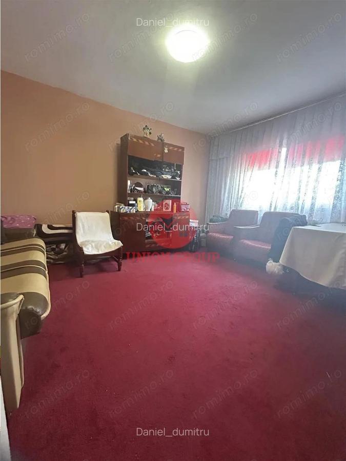 Apartament 3 camere, decomandat, Navodari - 3