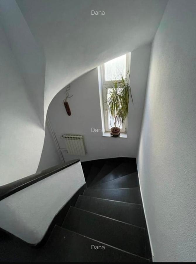 Apartament cu 4 camere decomandat în Dorobanți - 4