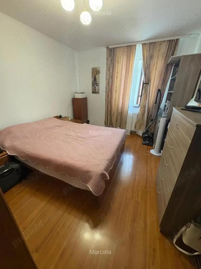 Apartament 3 camere de vanzare Oltenitei - Vacaresti - 2