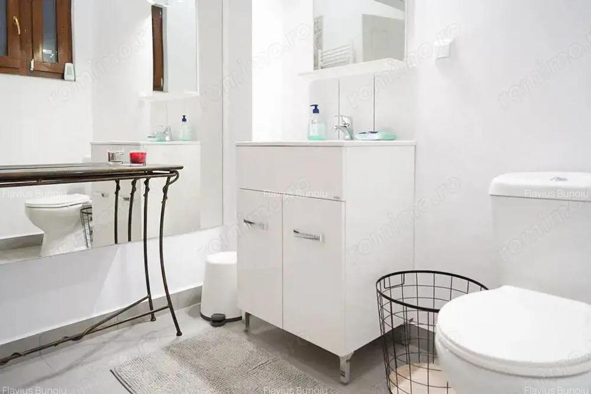 Apartament ultracentral, 2 dormitoare, 58 mp. 120 000 E. Comision 0. - 18