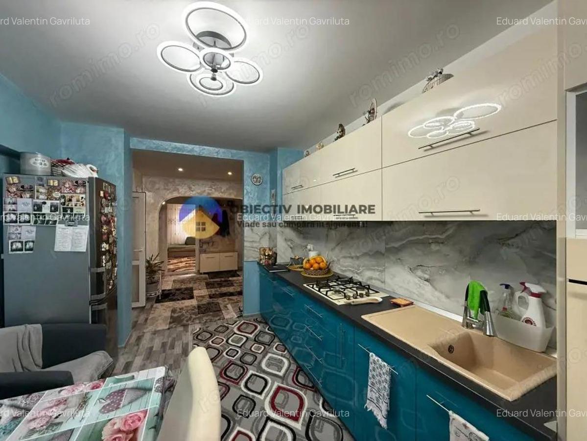 Apartament 4 camere-110 mp utili- Savinesti - 11