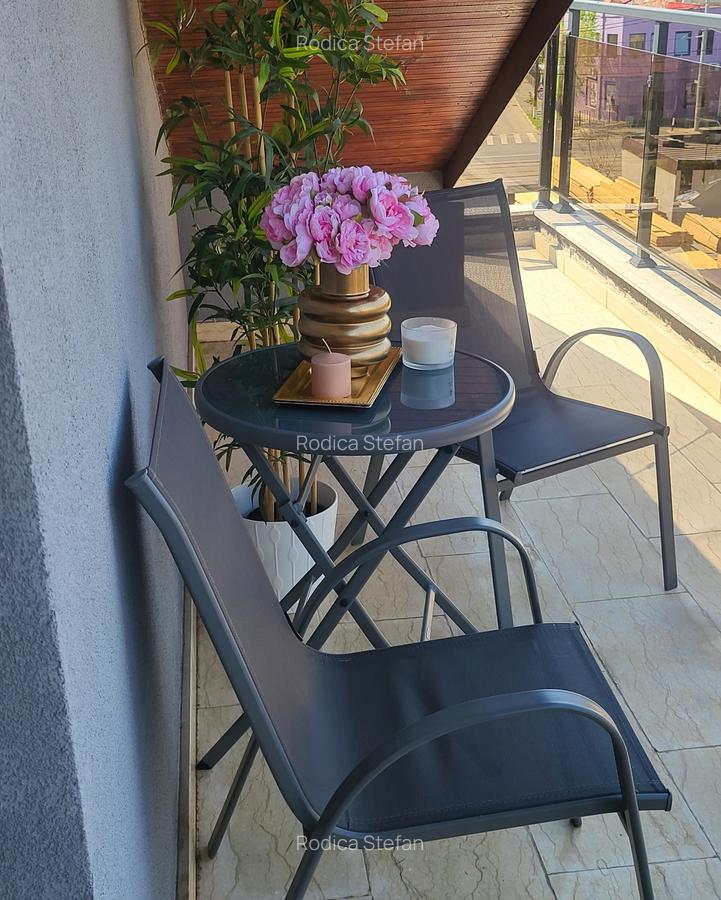 Apartament cu 3 camere semidecomandat în Bucureștii Noi - 1