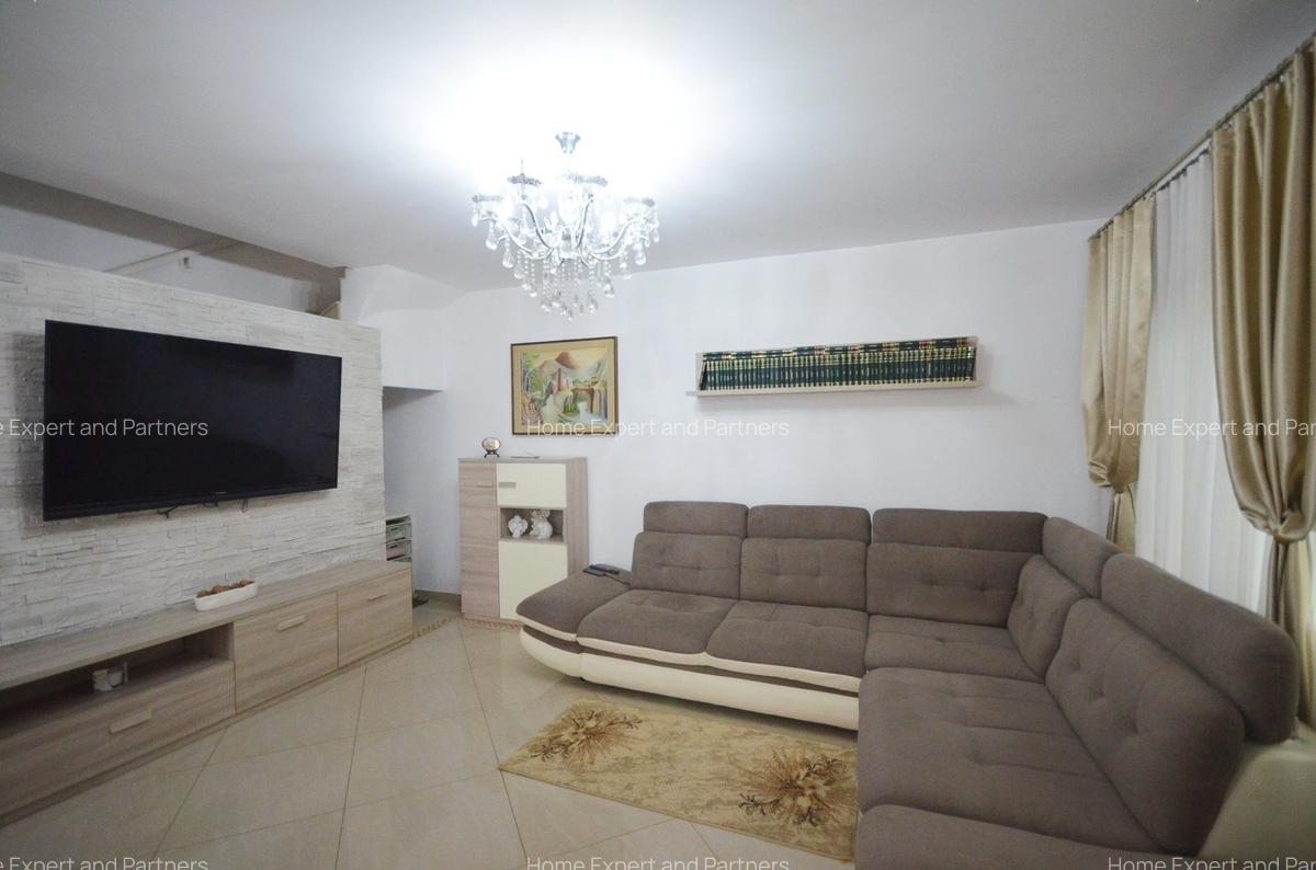 Casa 5 camere + 4 Bai | Loc de parcare | Bragadiru | - 1