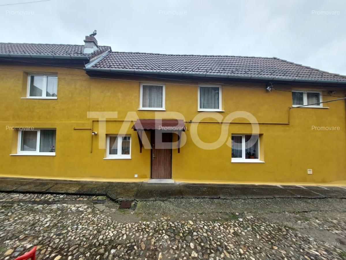 Apartament la casa 97 mpu 5 camere 2 bucatarii 3 bai gradina Cisnadie - 21