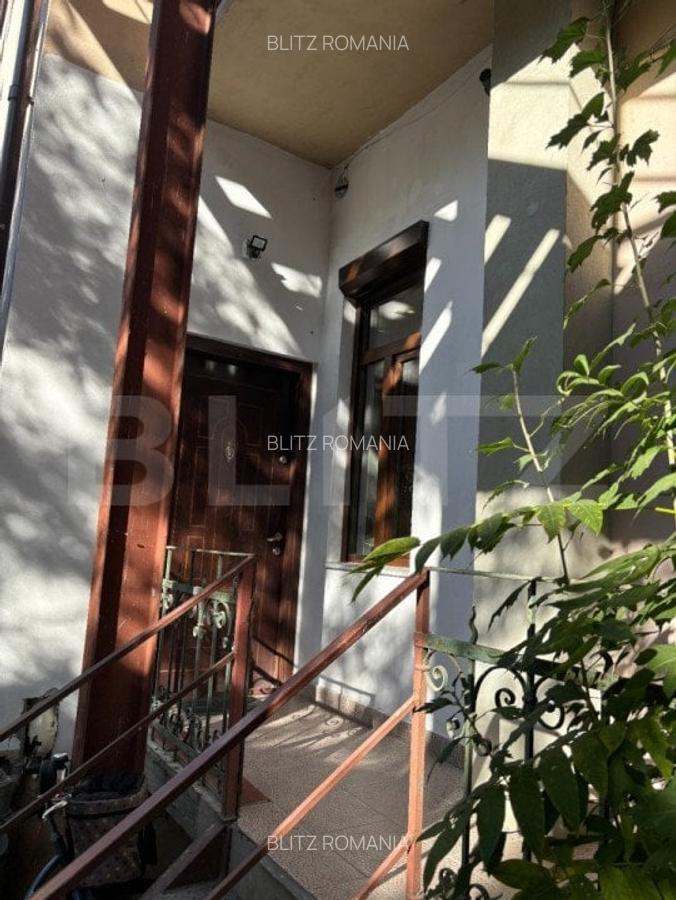 Apartament 3 camere, tavan inalt, garaj, zona bld 16 Decembrie - 10