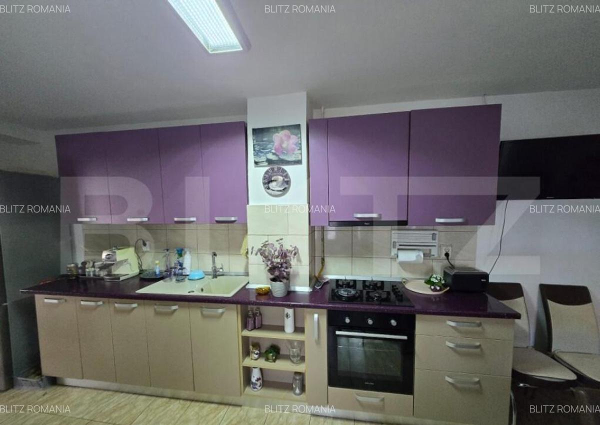 Casa cu 3 camere, 100 mp, zona centrala - 7