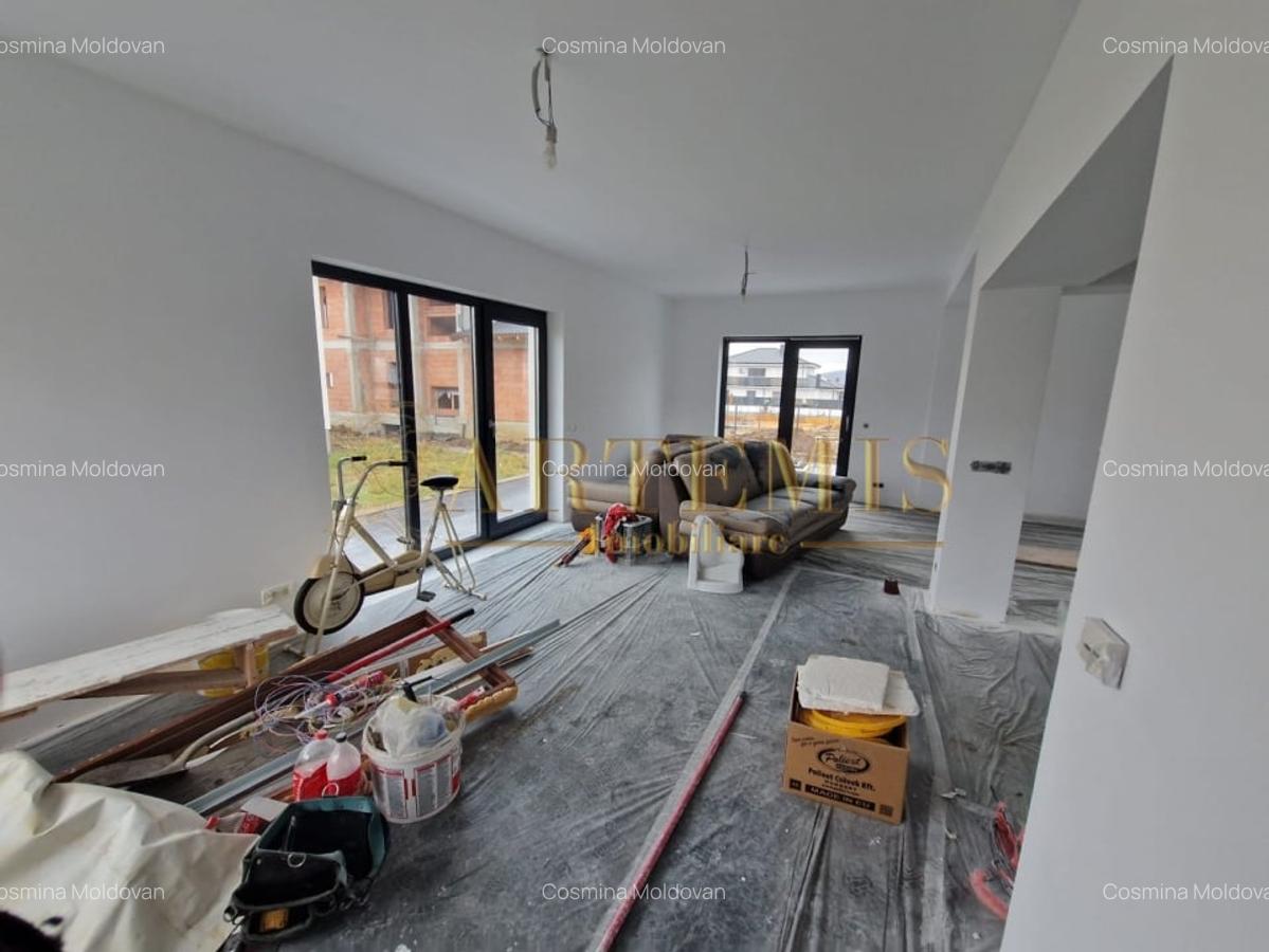 Casa individuala, decomandata, 5 camere,  180 mp., teren 500 mp., zona Subcetate - 3