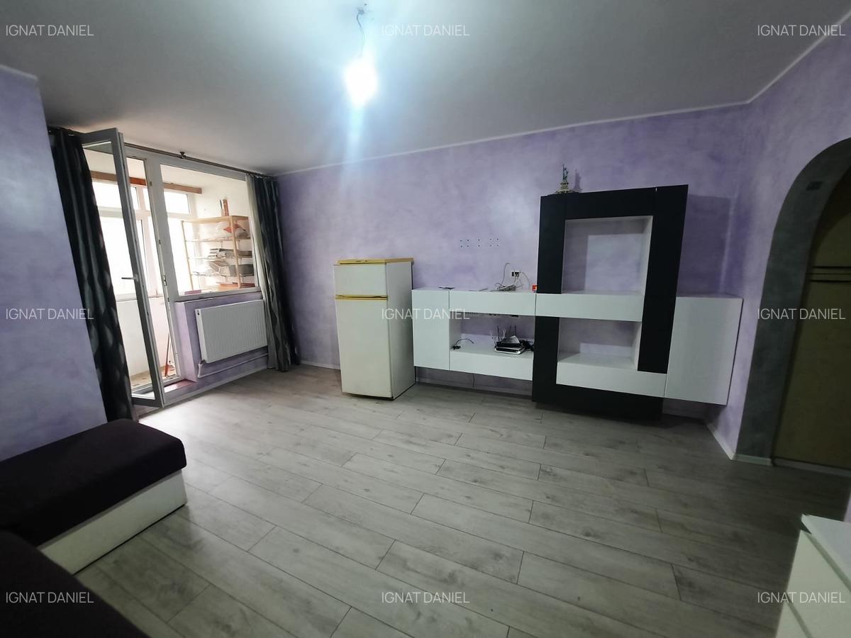 Apartament cu o camera, etajul 2/9, zona Tatarasi - 3