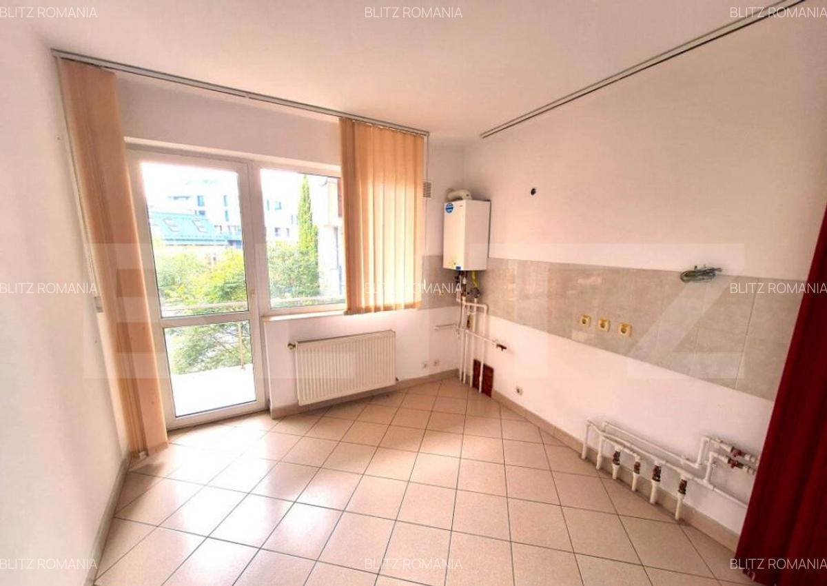 Spa?iu comercial de inchiriat 92 mp, ultracentral, zona Un - 10