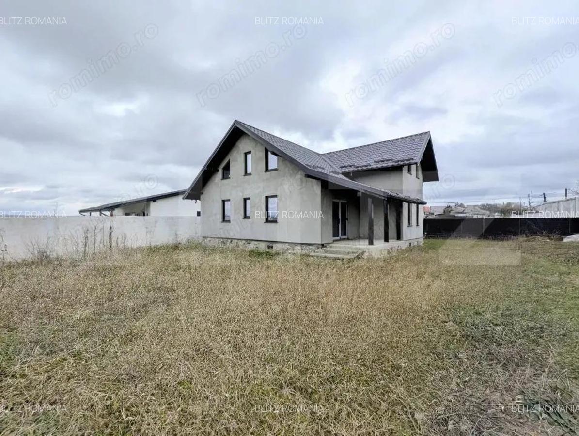 Casa moderna si spatioasa P+M in Vorovesti finisaje la alegerea ta! - 2