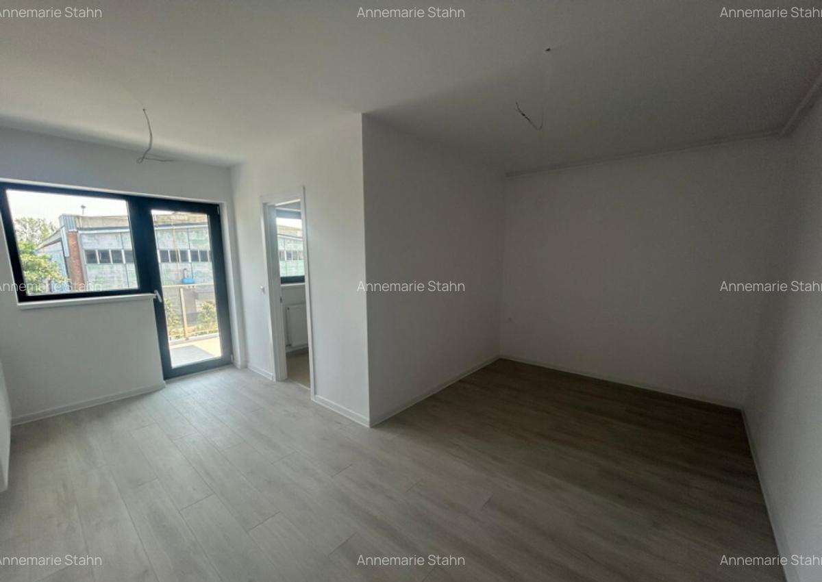 Garsoniera Spatioasa-Complex NOU / Hils Republica / TVA 9% ! - 5