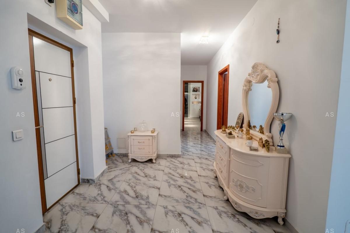 Apartament cu 3 camere semidecomandat, mobilat în Titan - 7