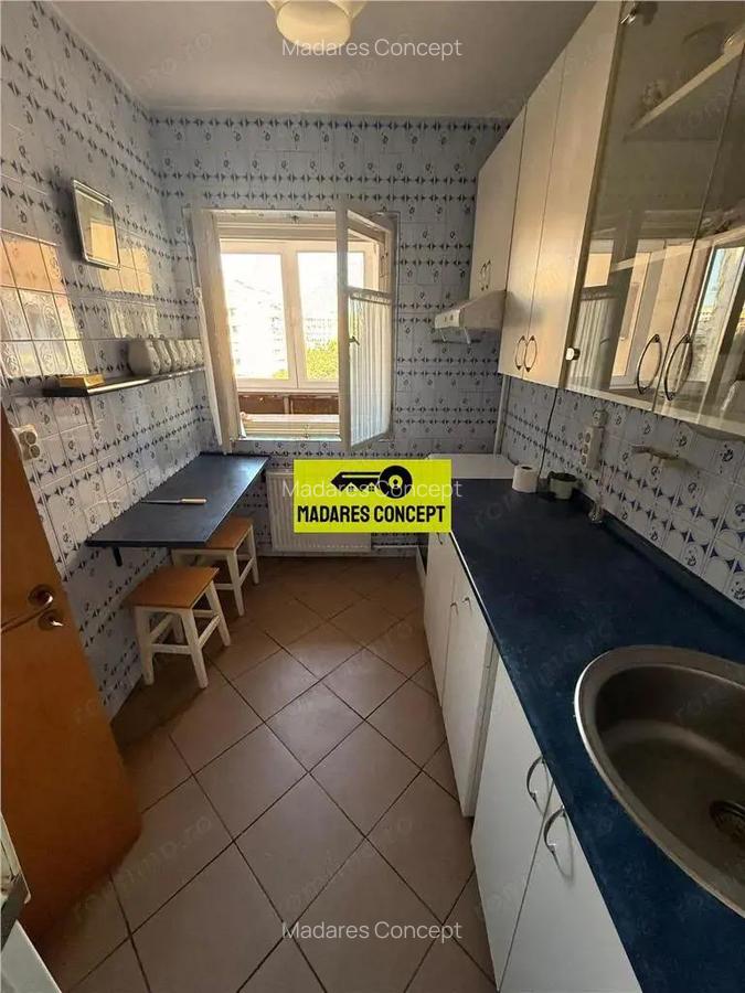 Apartament 3 camere, 68 mp, mobilat, Doamna Ghica, etaj 7, bloc 1975 - 3