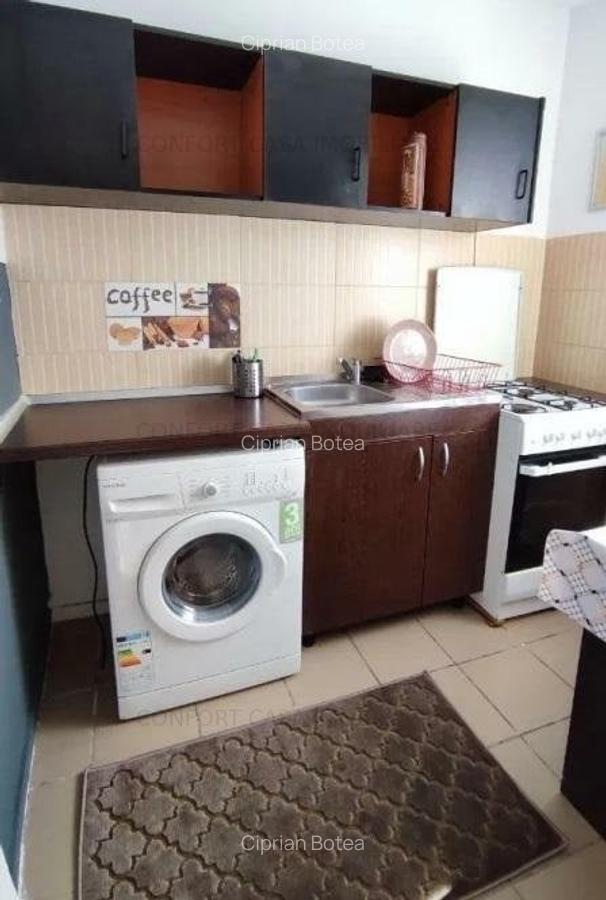 Garsoniera  renovata Titan Parc Metrou - 3