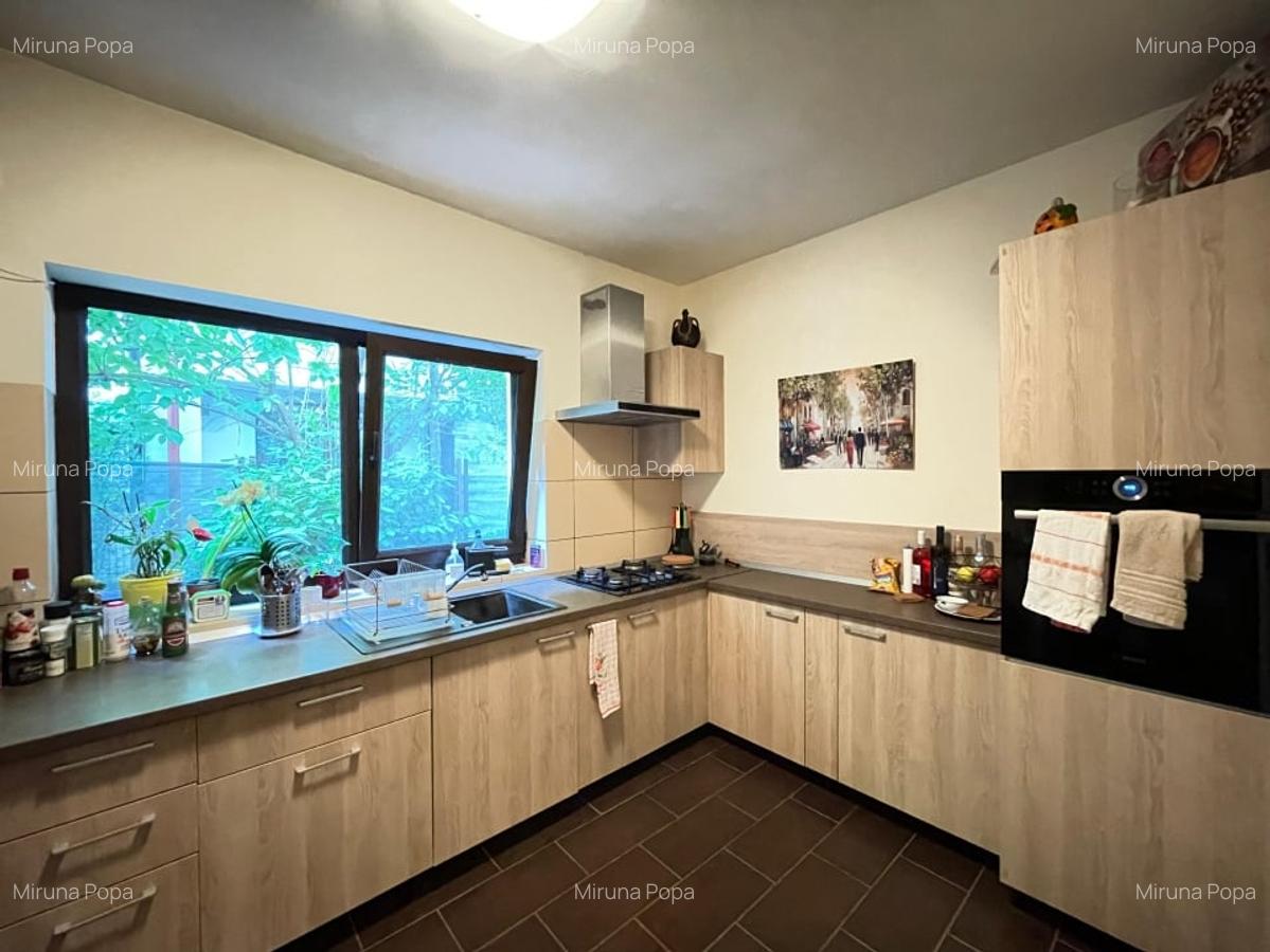 Vila de vanzare cu vedere la padure - P+1 zona Baneasa - 3
