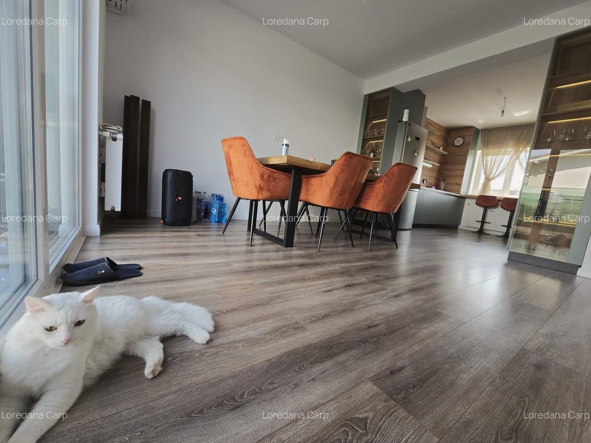 Duplex cu perete dublu- 4 camere - 2 bai - apa curenta - canalizare - pod - 1
