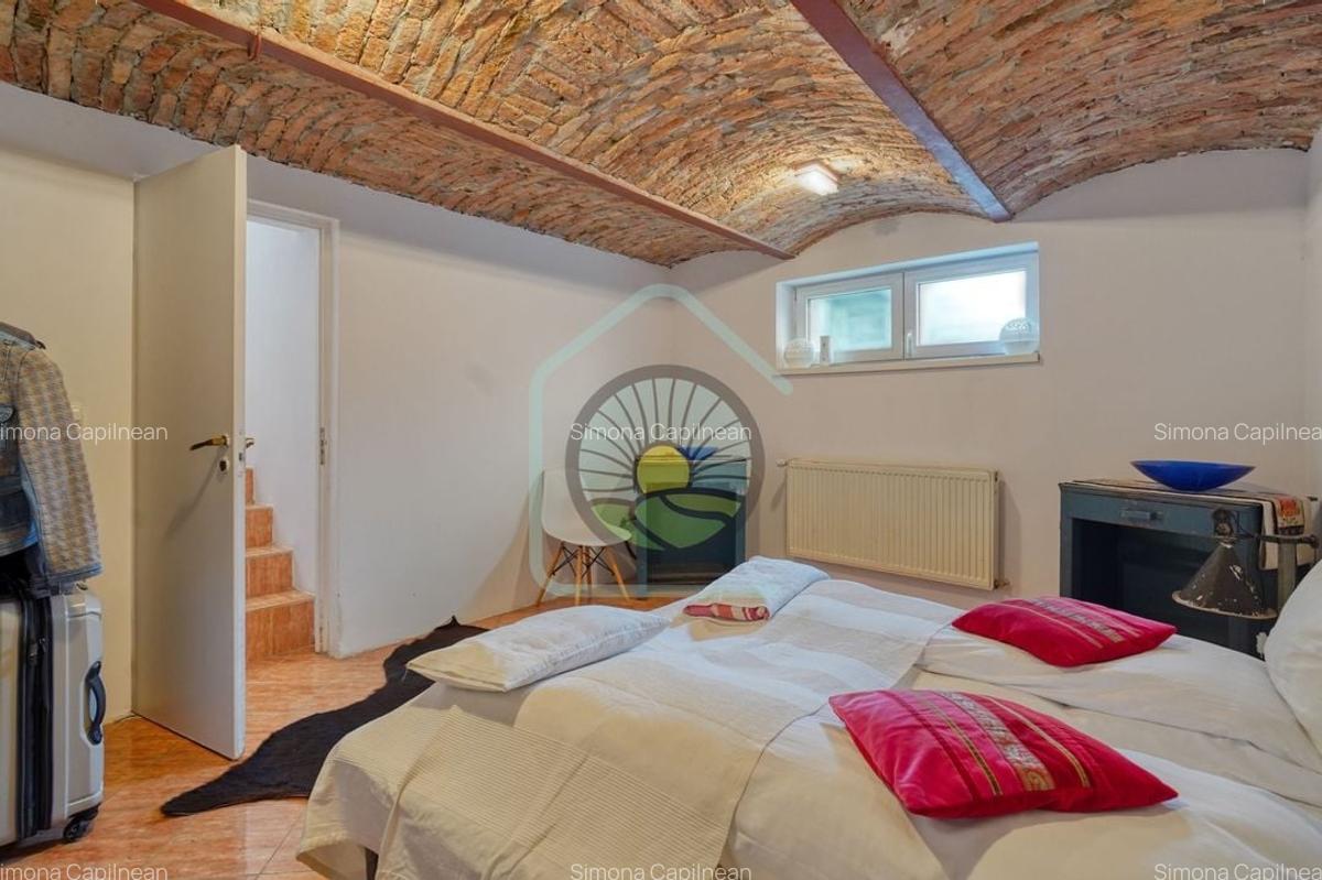 CASA INDIVIDUALA- DEALUL CETATII BRASOV - 6