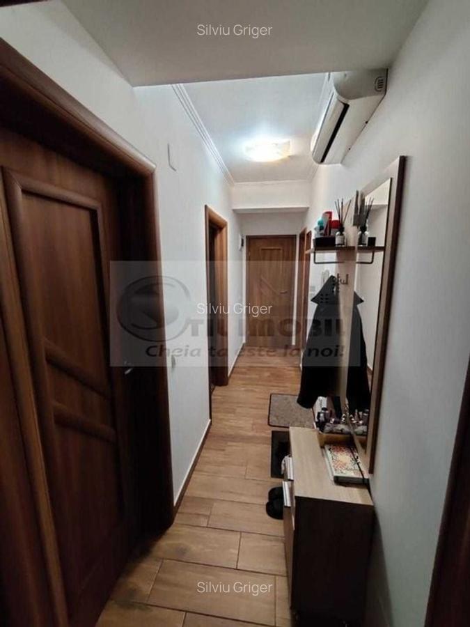Ap2 camere,  Palas- mobilat si utilat +loc de parcare pret 148.500 EUR - 2