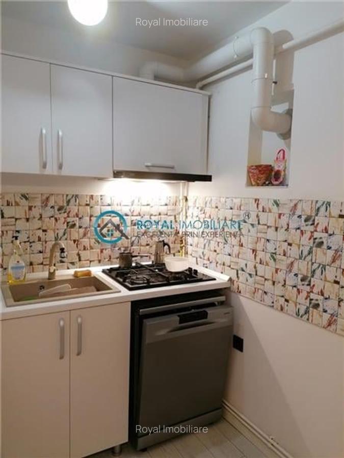 Royal Imobiliare -Inchiriere apartament 3 camere zona Democratiei - 11