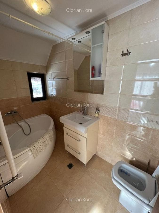 Casă cu 6 camere în Bușteni - 8