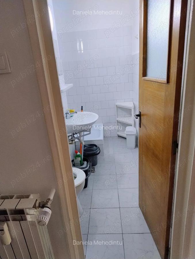 Inchiriere duplex 4camere in zona Splaiul Unirii - 10