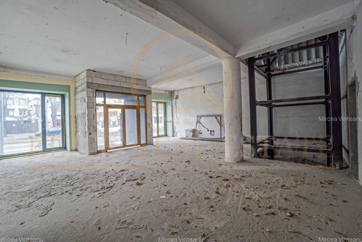 Bulevardul Mamaia - Oportunitate Unica de Investitie!! - 9