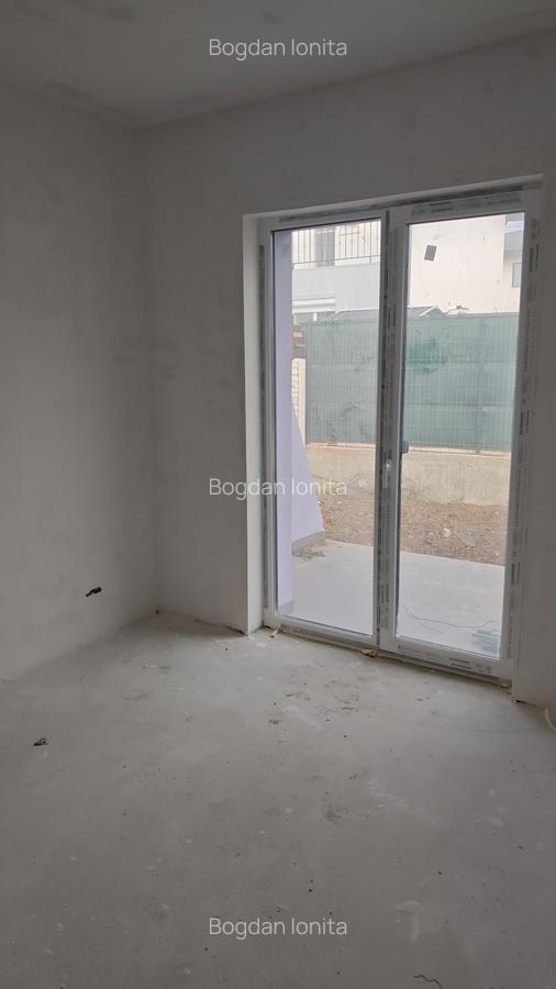 Casă cu 3 camere în Berceni - 13